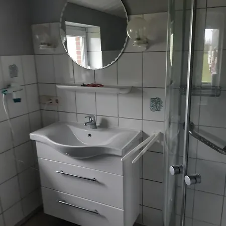 An Der Alten Pappel Nr 3 *